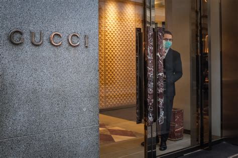 gucci aziende concorrenti|Da Gucci a Hugo Boss, perché l'Antitrust sta indagando sui .